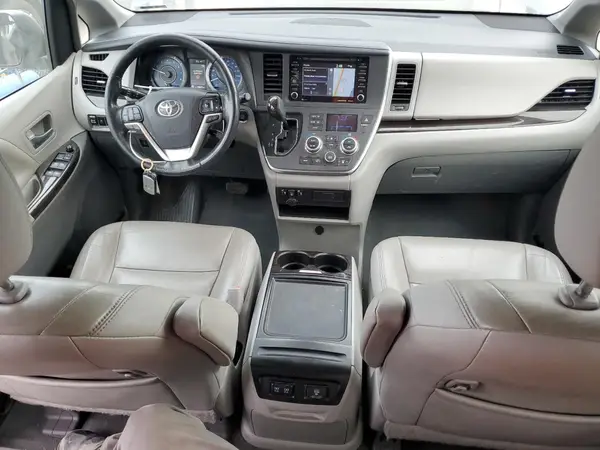 5TDYZ3DC0KS018769 2019 TOYOTA SIENNA - Image 8