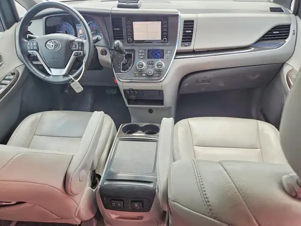5TDYZ3DC0KS972261 2019 TOYOTA SIENNA - Image 8