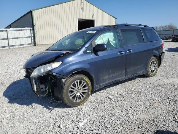 5TDYZ3DC0KS995846 2019 TOYOTA SIENNA - Image 1