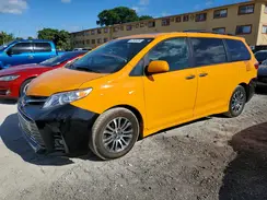 5TDYZ3DC0KS996964 2019 TOYOTA SIENNA