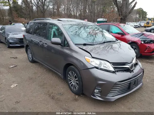 5TDYZ3DC0LS024542 2020 TOYOTA SIENNA - Image 1