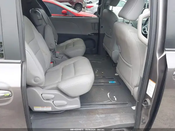 5TDYZ3DC0LS024959 2020 TOYOTA SIENNA - Image 8