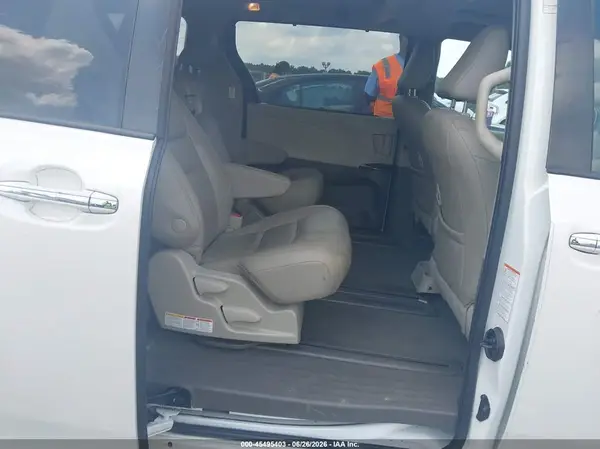 5TDYZ3DC0LS027313 2020 TOYOTA SIENNA - Image 8