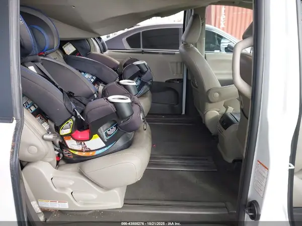 5TDYZ3DC0LS034200 2020 TOYOTA SIENNA - Image 8