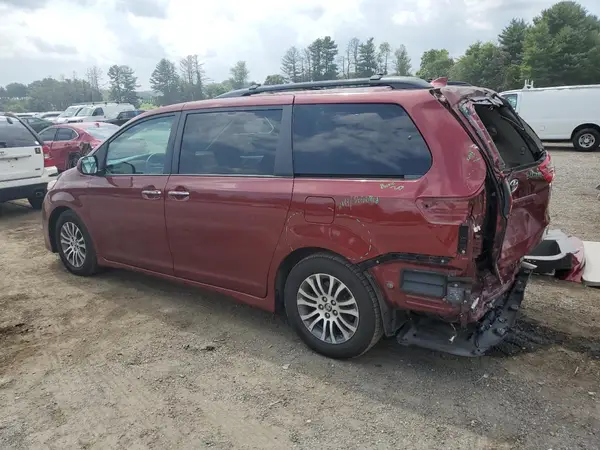 5TDYZ3DC0LS040045 2020 TOYOTA SIENNA - Image 2