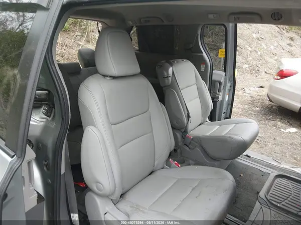 5TDYZ3DC0LS043432 2020 TOYOTA SIENNA - Image 8