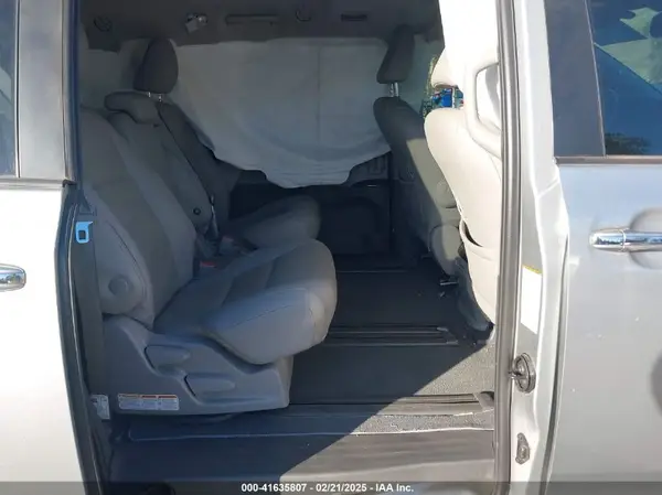 5TDYZ3DC0LS049229 2020 TOYOTA SIENNA - Image 8