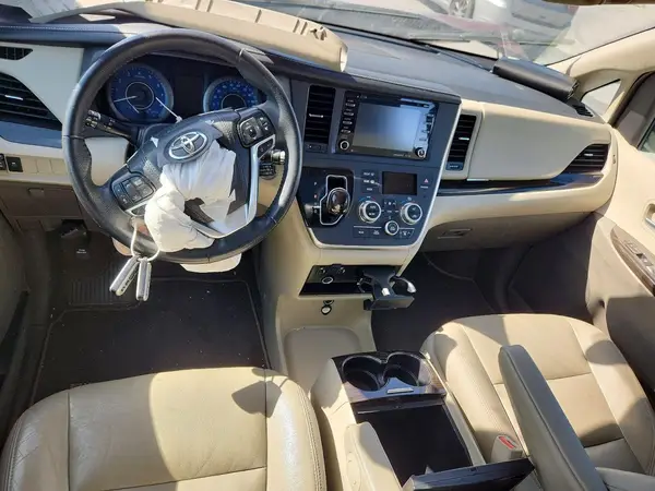 5TDYZ3DC0LS079539 2020 TOYOTA SIENNA - Image 8
