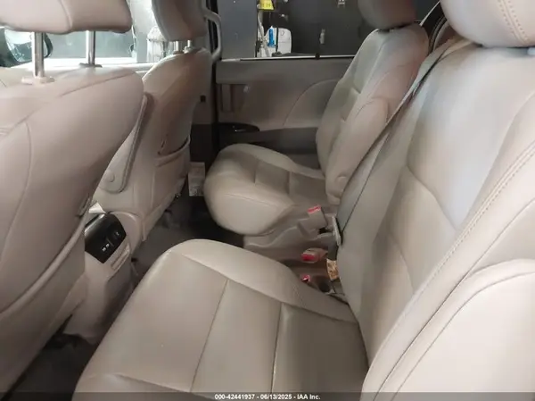 5TDYZ3DC0LS086166 2020 TOYOTA SIENNA - Image 8