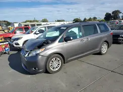 5TDYZ3DC1HS775074 2017 TOYOTA SIENNA
