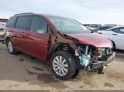 5TDYZ3DC1HS795924 2017 TOYOTA SIENNA