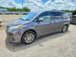 5TDYZ3DC1HS809336 2017 TOYOTA SIENNA
