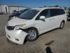 5TDYZ3DC1HS814018 2017 TOYOTA SIENNA
