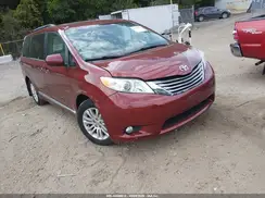 5TDYZ3DC1HS818733 2017 TOYOTA SIENNA