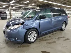5TDYZ3DC1HS834902 2017 TOYOTA SIENNA