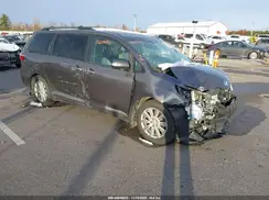 5TDYZ3DC1HS837766 2017 TOYOTA SIENNA
