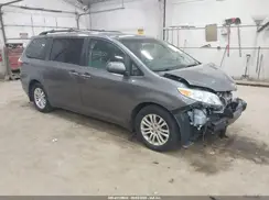 5TDYZ3DC1HS843034 2017 TOYOTA SIENNA