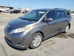5TDYZ3DC1HS849075 2017 TOYOTA SIENNA