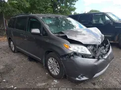5TDYZ3DC1HS851926 2017 TOYOTA SIENNA