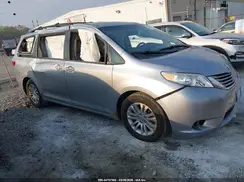 5TDYZ3DC1HS862182 2017 TOYOTA SIENNA