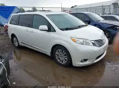 5TDYZ3DC1HS865955 2017 TOYOTA SIENNA