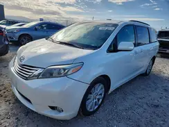 5TDYZ3DC1HS867771 2017 TOYOTA SIENNA