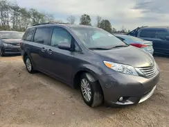 5TDYZ3DC1HS887857 2017 TOYOTA SIENNA
