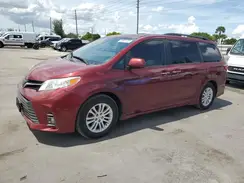 5TDYZ3DC1JS919082 2018 TOYOTA SIENNA