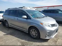 5TDYZ3DC1JS921866 2018 TOYOTA SIENNA