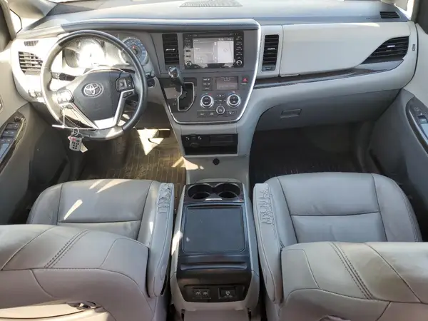 5TDYZ3DC1JS922368 2018 TOYOTA SIENNA - Image 8