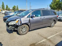 5TDYZ3DC1JS928218 2018 TOYOTA SIENNA