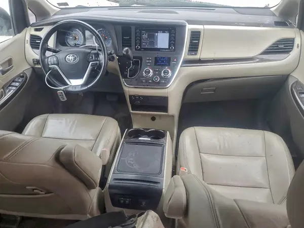 5TDYZ3DC1JS931037 2018 TOYOTA SIENNA - Image 8