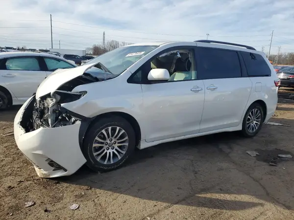 5TDYZ3DC1JS963955 2018 TOYOTA SIENNA - Image 1