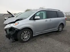 5TDYZ3DC1JS965141 2018 TOYOTA SIENNA