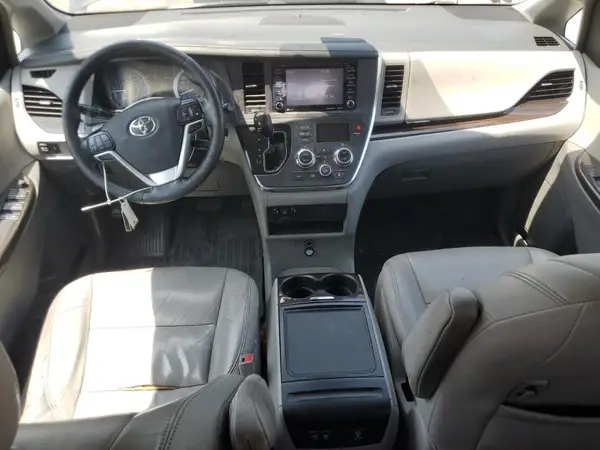 5TDYZ3DC1KS004203 2019 TOYOTA SIENNA - Image 8