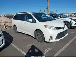 5TDYZ3DC1KS020157 2019 TOYOTA SIENNA