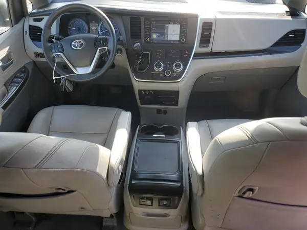 5TDYZ3DC1KS969126 2019 TOYOTA SIENNA - Image 8