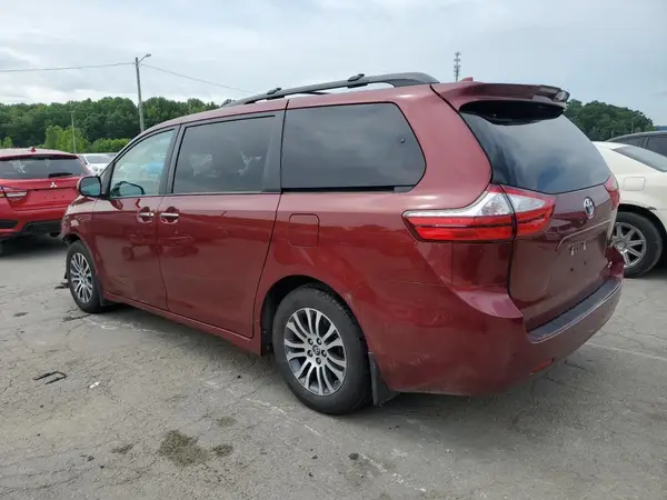 5TDYZ3DC1KS971863 2019 TOYOTA SIENNA - Image 2
