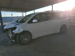 5TDYZ3DC1KS971975 2019 TOYOTA SIENNA