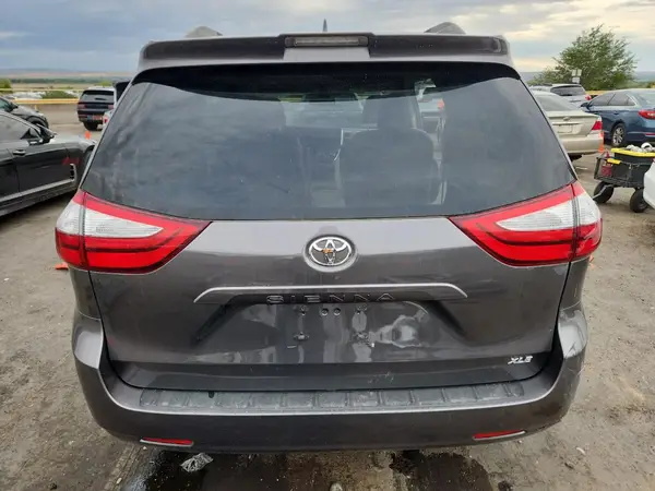 2019 TOYOTA SIENNA COPART lot 71812355 auction photo 6