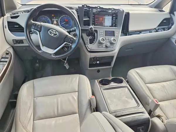 5TDYZ3DC1KS978991 2019 TOYOTA SIENNA - Image 8