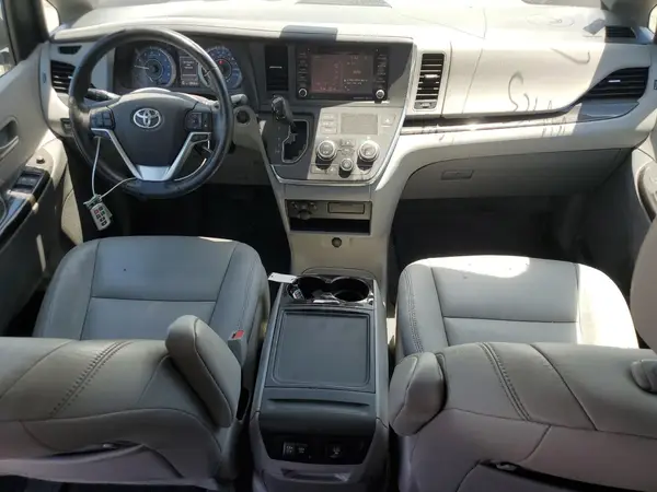 5TDYZ3DC1KS980630 2019 TOYOTA SIENNA - Image 8