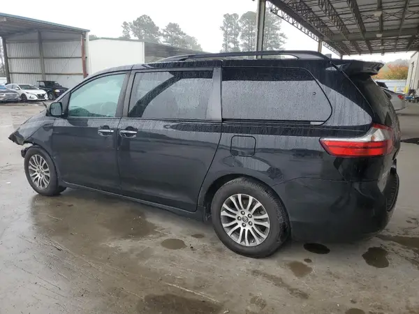 5TDYZ3DC1LS054052 2020 TOYOTA SIENNA - Image 2