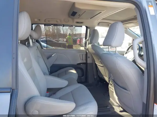 5TDYZ3DC1LS054455 2020 TOYOTA SIENNA - Image 8