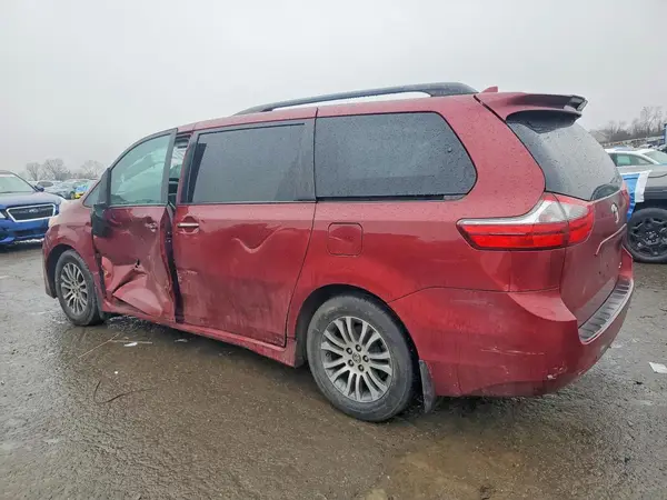 5TDYZ3DC1LS061227 2020 TOYOTA SIENNA - Image 2