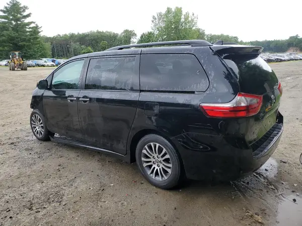 5TDYZ3DC1LS068419 2020 TOYOTA SIENNA - Image 2