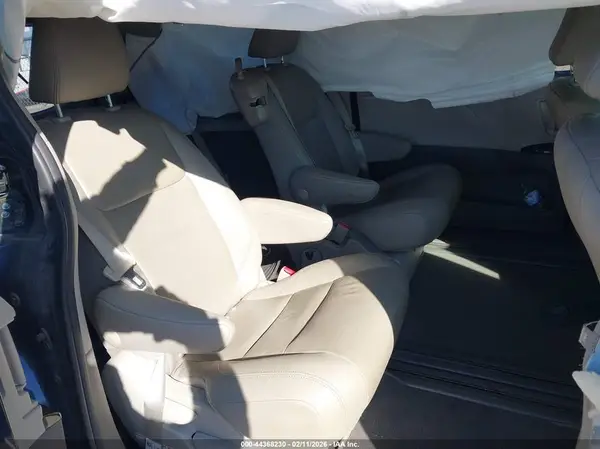 5TDYZ3DC1LS081607 2020 TOYOTA SIENNA - Image 8