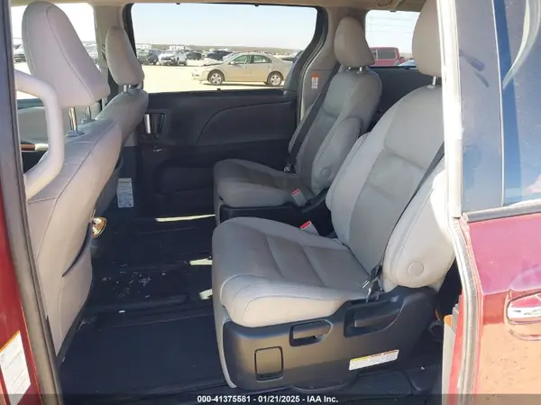 5TDYZ3DC1LS083891 2020 TOYOTA SIENNA - Image 8
