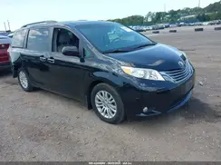 5TDYZ3DC2HS766478 2017 TOYOTA SIENNA