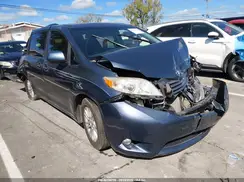 5TDYZ3DC2HS773298 2017 TOYOTA SIENNA